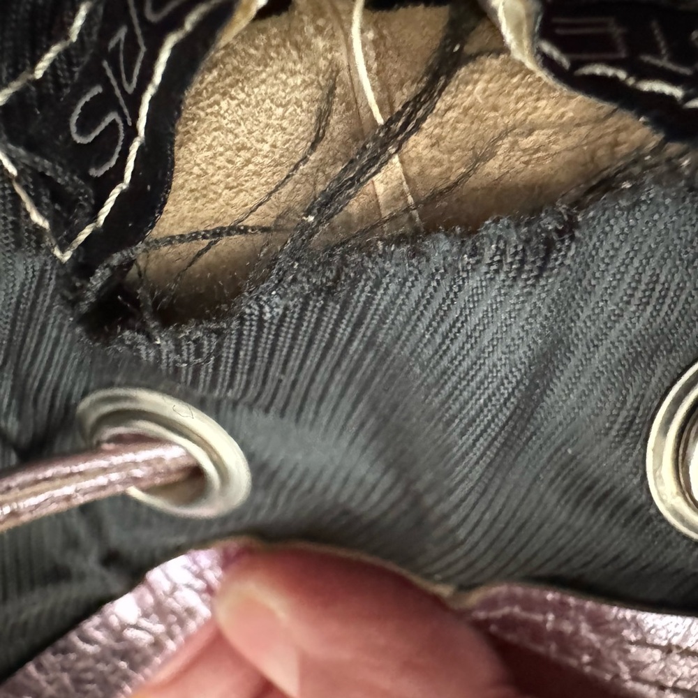 Metallic Pink Drawstring Bag - Picture 8 of 10